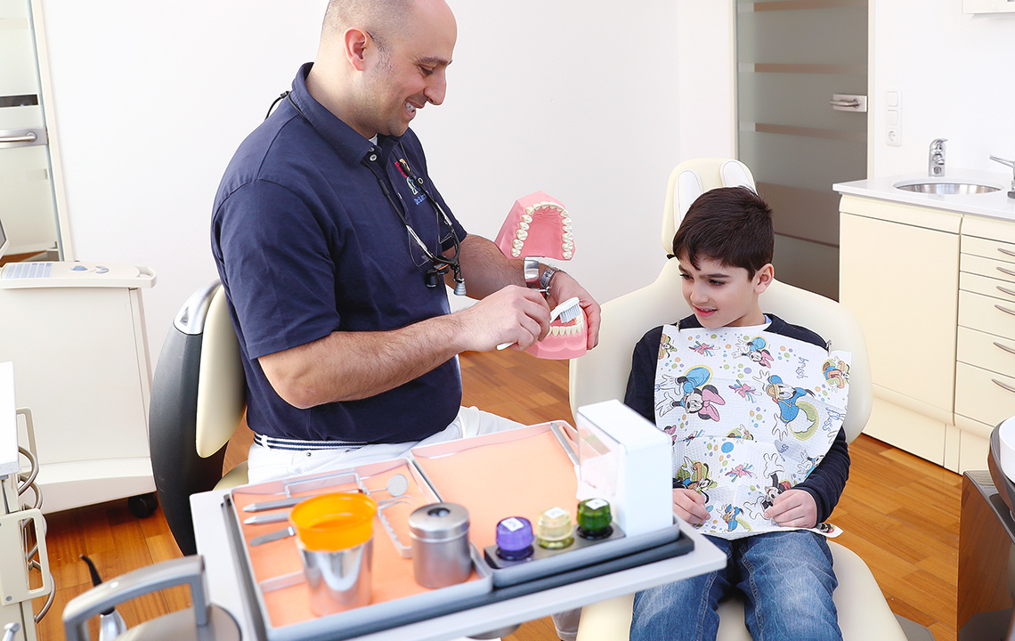 Dr. Arzuyan Behandlung von Angspatient
